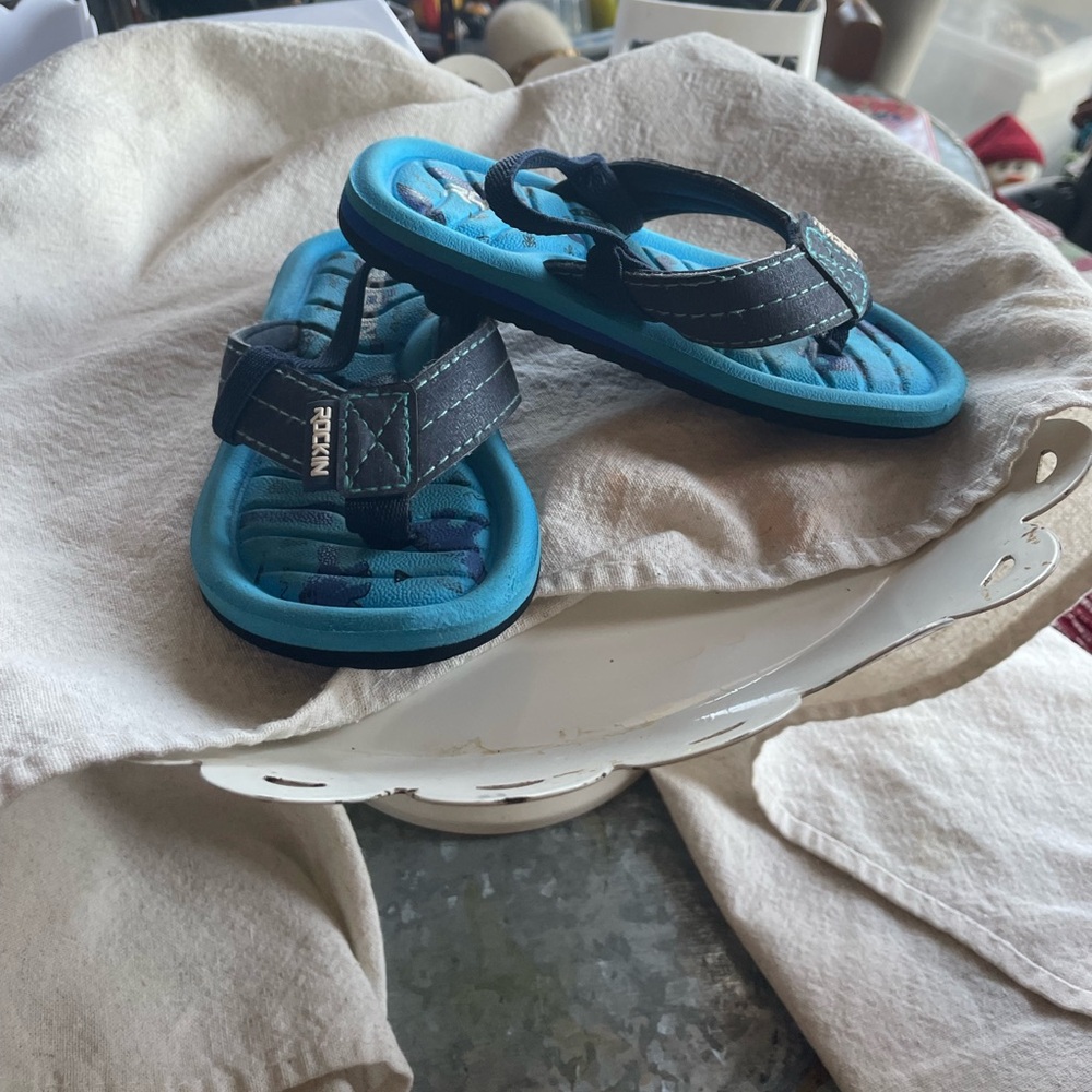 Children’s flip flops